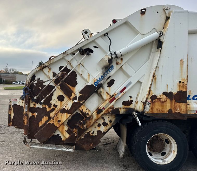 image for item EF2269 2010 Autocar Xpeditor refuse truck