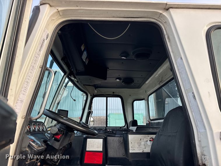 image for item EF2269 2010 Autocar Xpeditor refuse truck