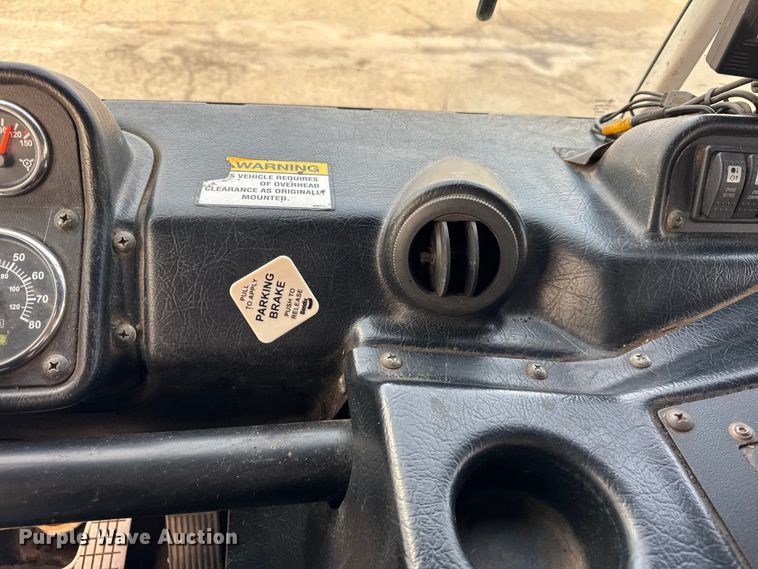 image for item EF2269 2010 Autocar Xpeditor refuse truck