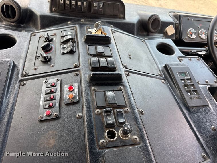 image for item EF2269 2010 Autocar Xpeditor refuse truck