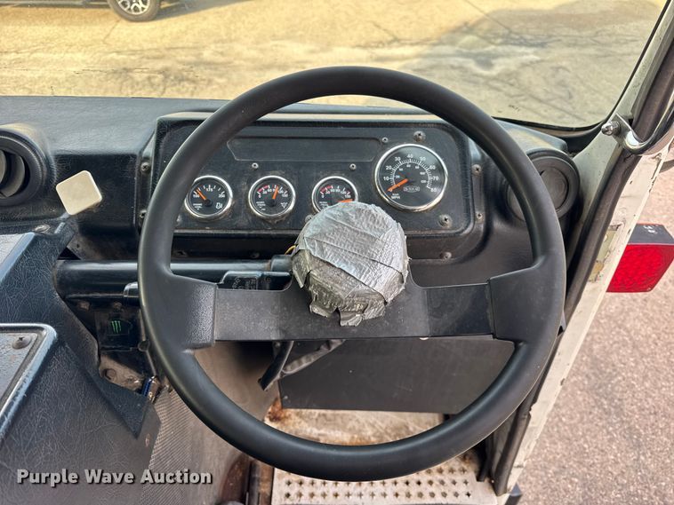 image for item EF2269 2010 Autocar Xpeditor refuse truck