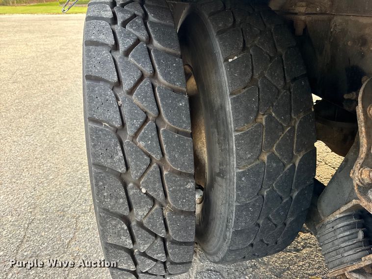 image for item EF2269 2010 Autocar Xpeditor refuse truck