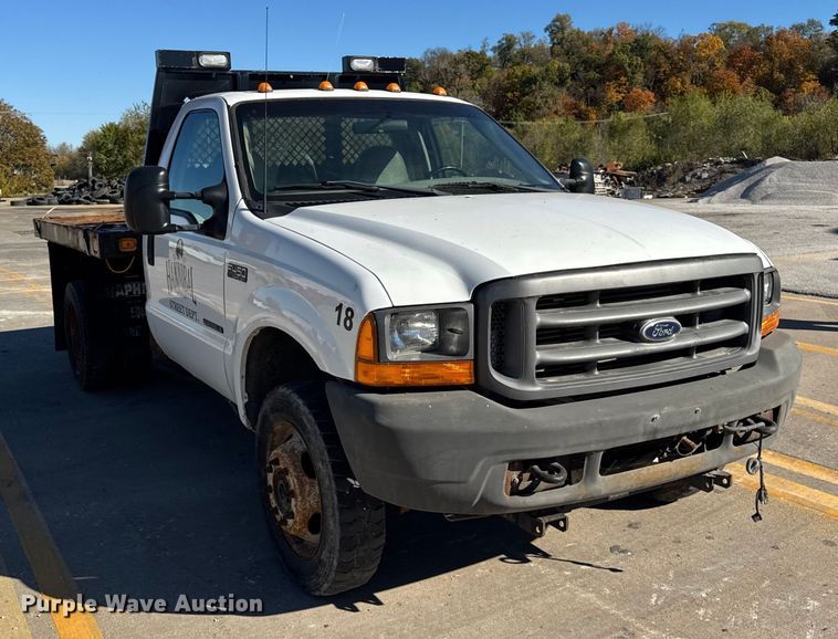 image for item EF2279 2001 Ford F450 Super Duty dump flatbed truck