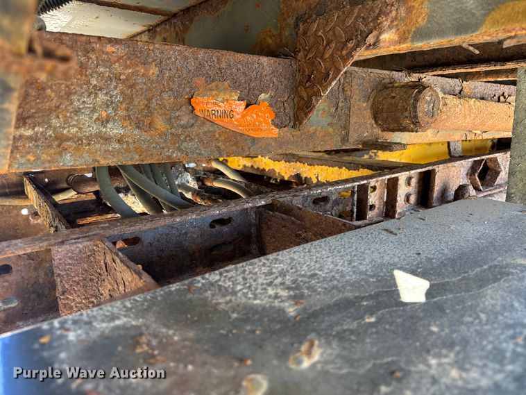 image for item EF2279 2001 Ford F450 Super Duty dump flatbed truck