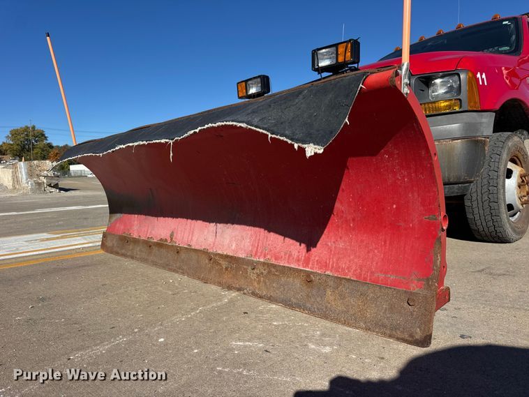 image for item EF2280 2005 Ford F350 Super Duty dump flatbed pickup truck