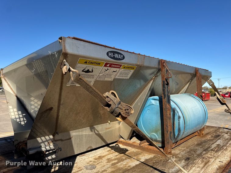 image for item EF2280 2005 Ford F350 Super Duty dump flatbed pickup truck