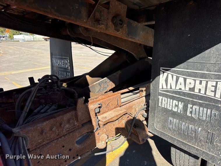 image for item EF2280 2005 Ford F350 Super Duty dump flatbed pickup truck