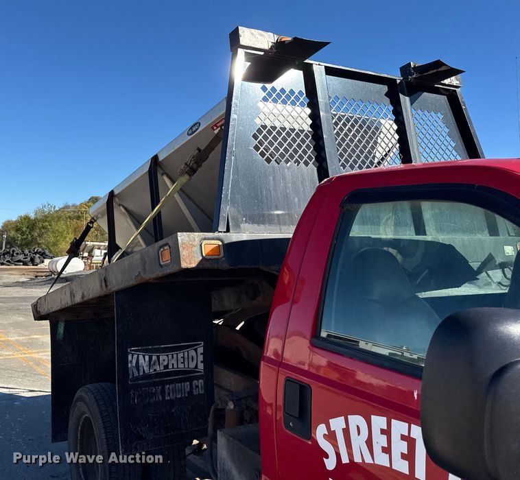 image for item EF2280 2005 Ford F350 Super Duty dump flatbed pickup truck