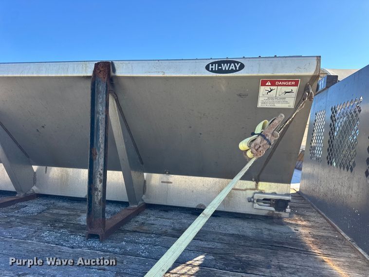 image for item EF2280 2005 Ford F350 Super Duty dump flatbed pickup truck