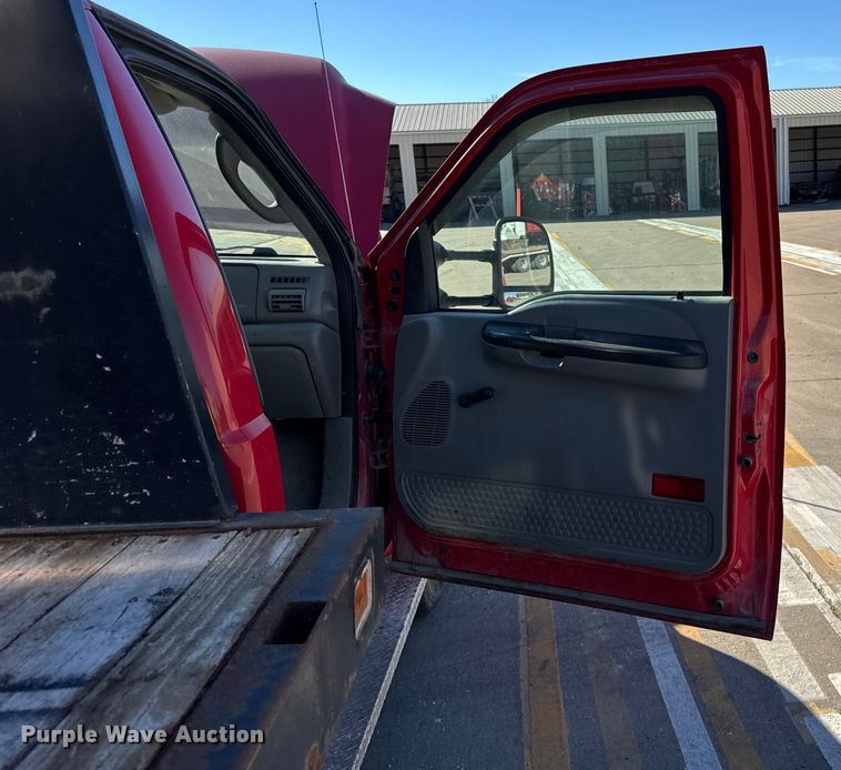 image for item EF2280 2005 Ford F350 Super Duty dump flatbed pickup truck