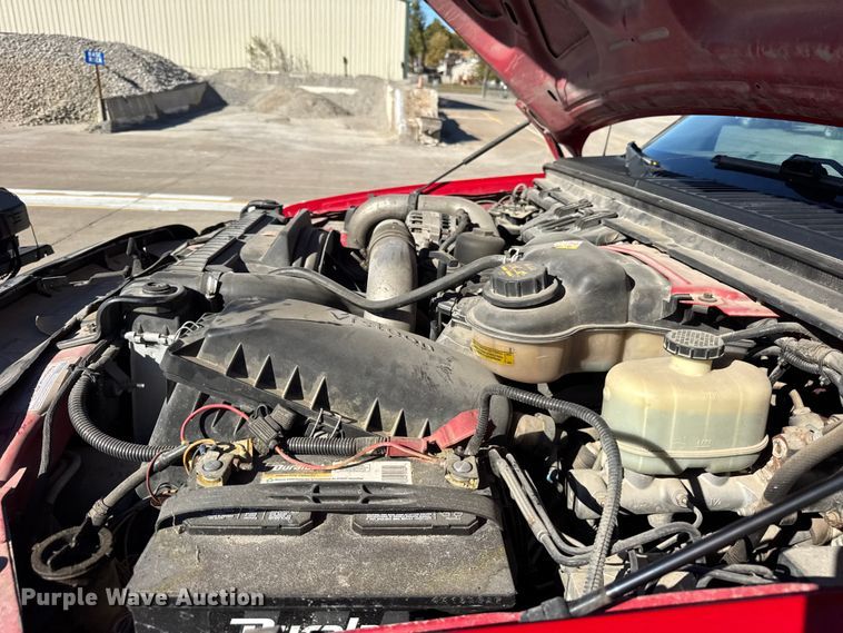 image for item EF2280 2005 Ford F350 Super Duty dump flatbed pickup truck