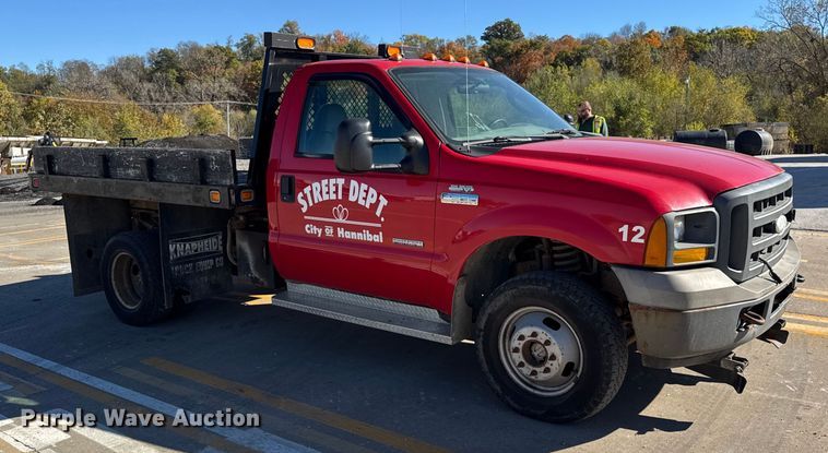 image for item EF2281 2005 Ford F-350 dump flatbed pickup truck