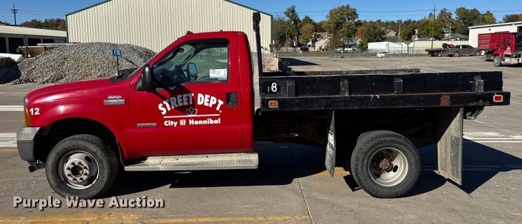 image for item EF2281 2005 Ford F-350 dump flatbed pickup truck