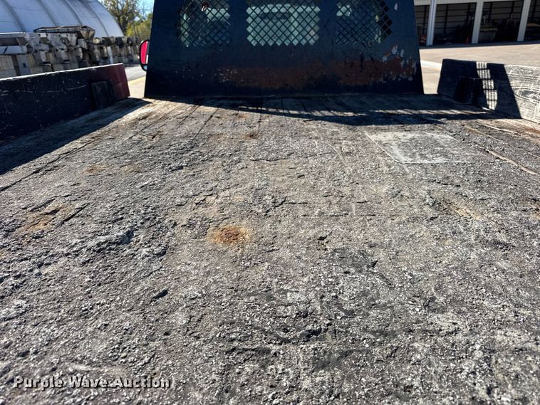 image for item EF2281 2005 Ford F-350 dump flatbed pickup truck