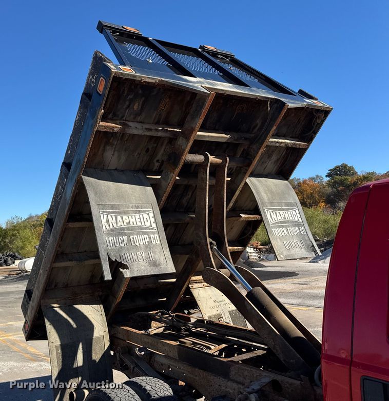 image for item EF2281 2005 Ford F-350 dump flatbed pickup truck