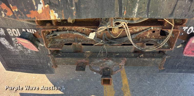 image for item EF2281 2005 Ford F-350 dump flatbed pickup truck