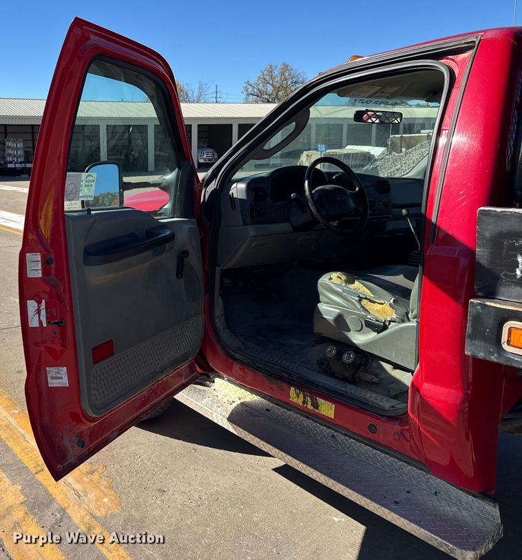 image for item EF2281 2005 Ford F-350 dump flatbed pickup truck