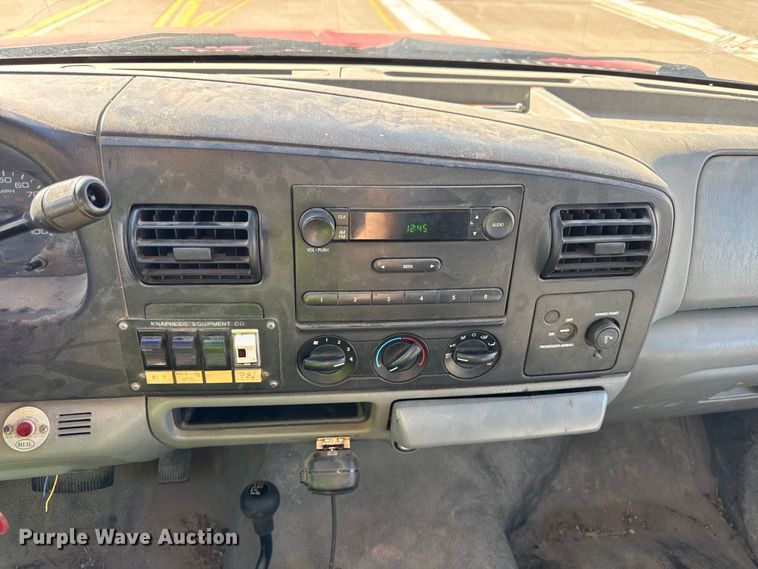 image for item EF2281 2005 Ford F-350 dump flatbed pickup truck