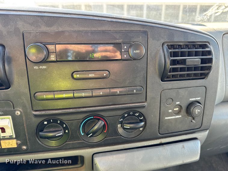 image for item EF2281 2005 Ford F-350 dump flatbed pickup truck