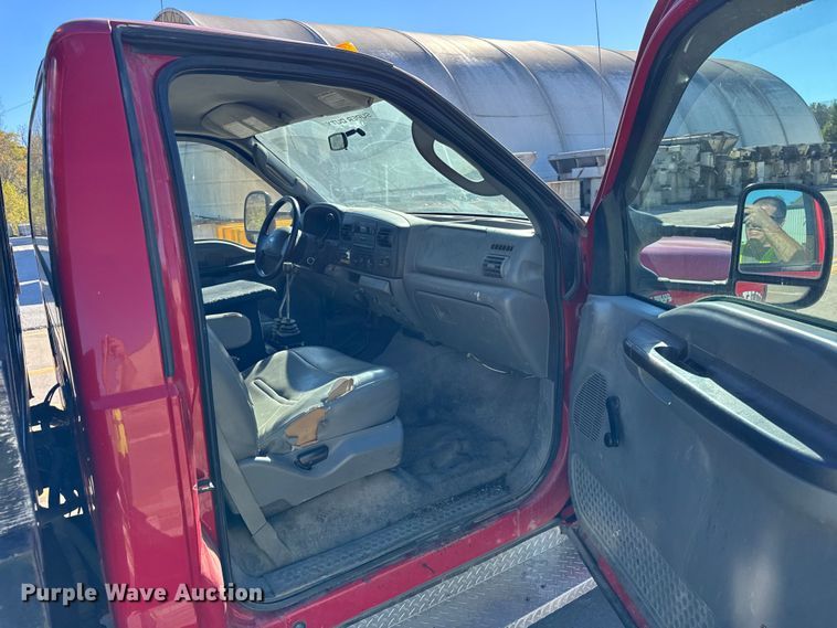 image for item EF2281 2005 Ford F-350 dump flatbed pickup truck