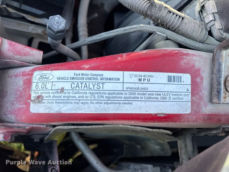 image for item EF2281 2005 Ford F-350 dump flatbed pickup truck