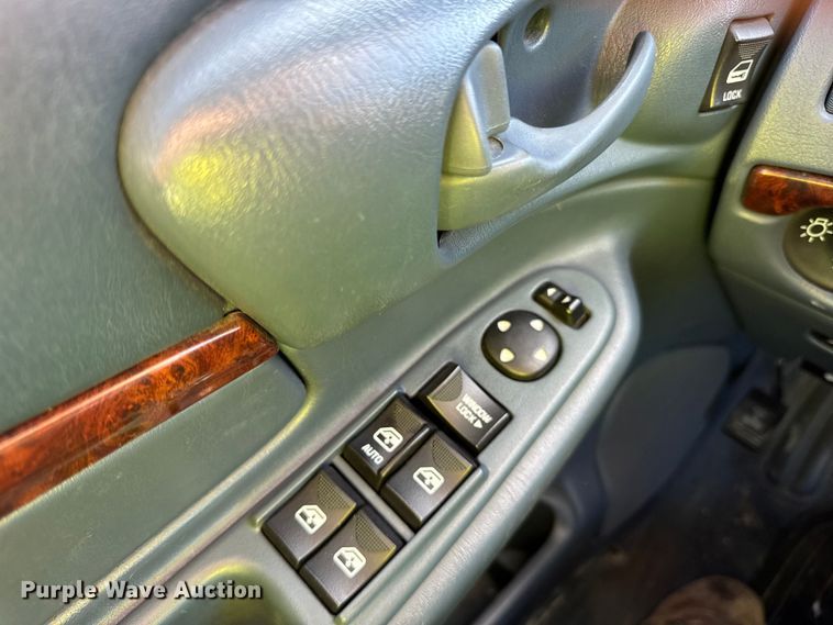 image for item EF2282 2002 Chevrolet Impala 