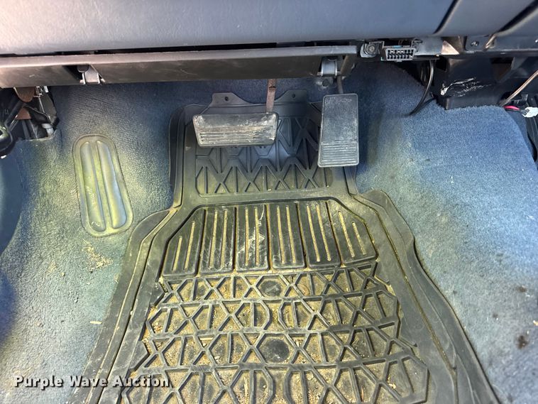 image for item EF2282 2002 Chevrolet Impala 