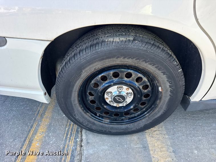 image for item EF2282 2002 Chevrolet Impala 