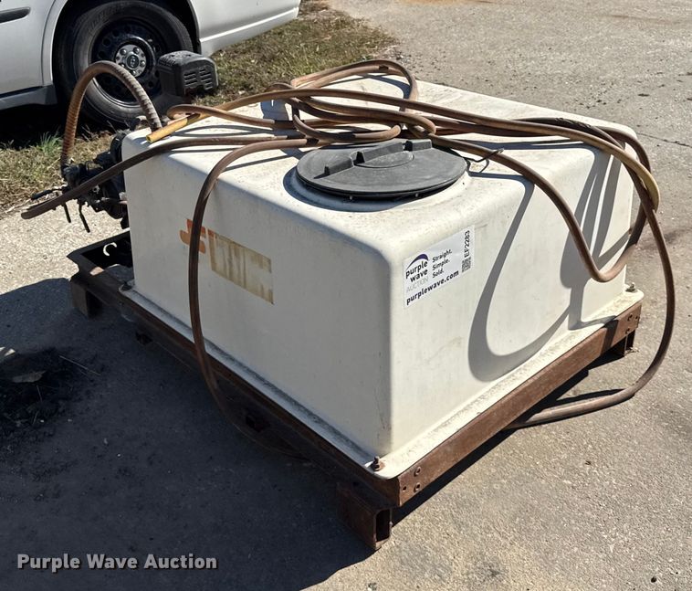 image for item EF2283 FMC sprayer