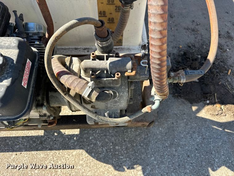 image for item EF2283 FMC sprayer