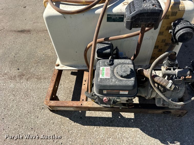 image for item EF2283 FMC sprayer