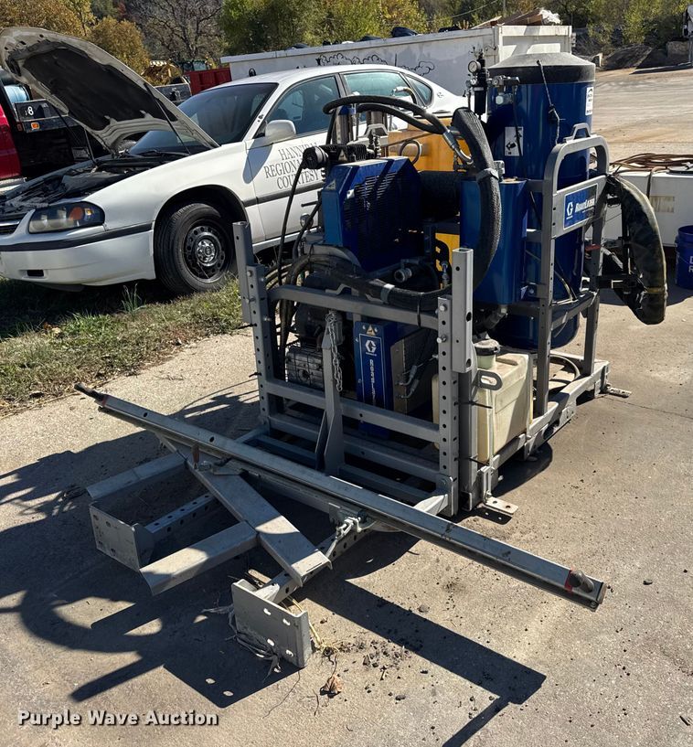 image for item EF2284 Graco Road pak paint striper