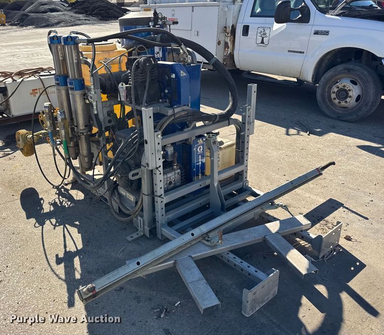 image for item EF2284 Graco Road pak paint striper