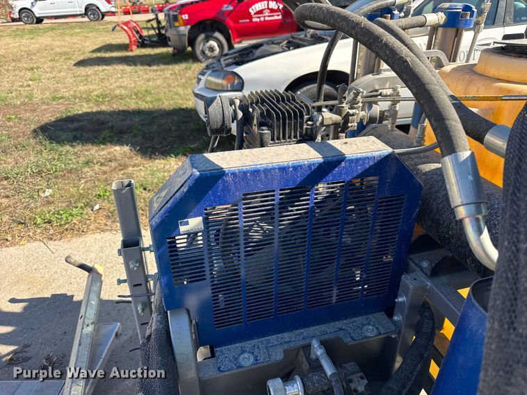 image for item EF2284 Graco Road pak paint striper