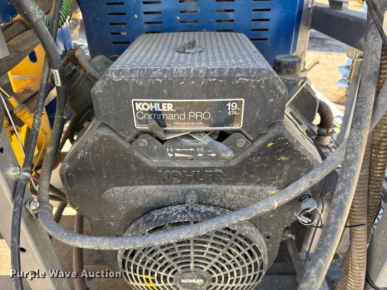 image for item EF2284 Graco Road pak paint striper