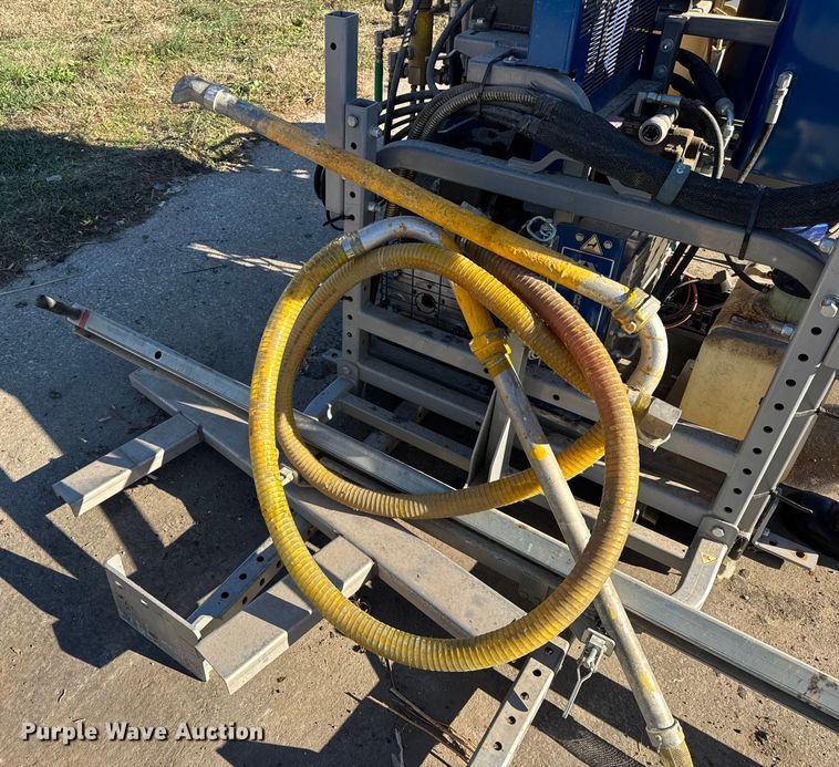 image for item EF2284 Graco Road pak paint striper