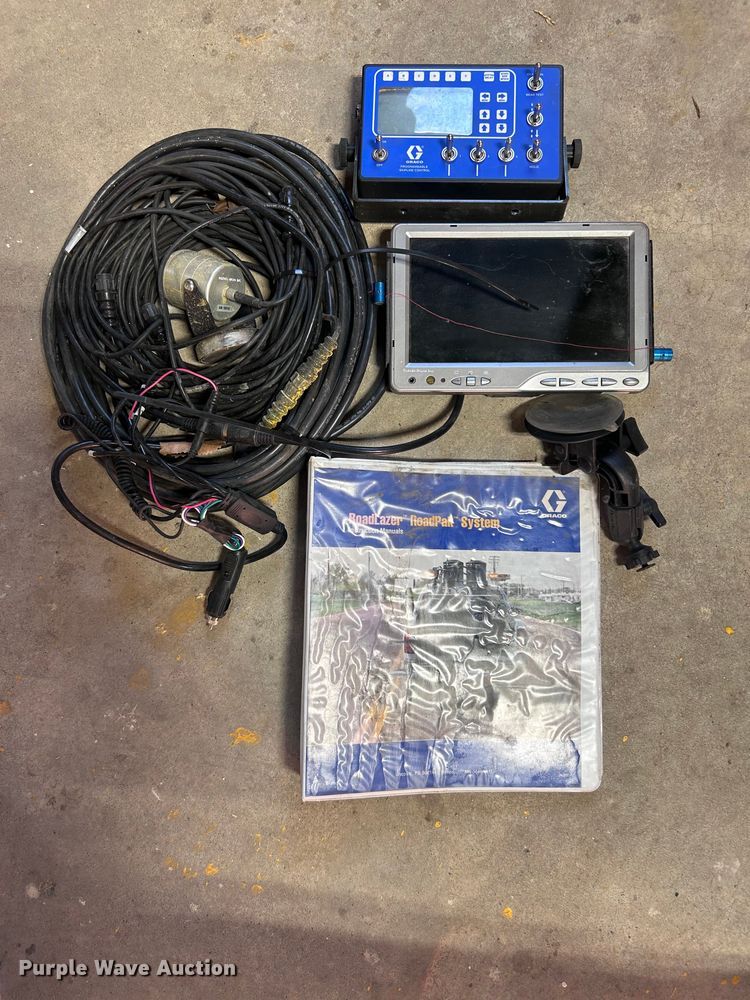 image for item EF2284 Graco Road pak paint striper