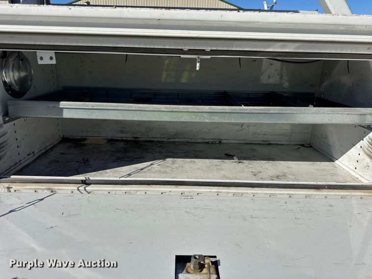 image for item EF2285 2002 Ford F550 bucket truck