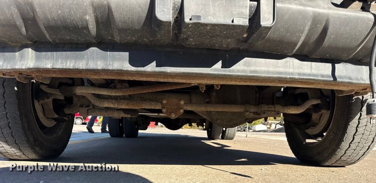 image for item EF2285 2002 Ford F550 bucket truck