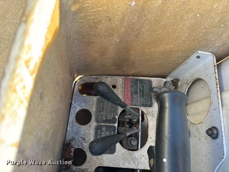 image for item EF2285 2002 Ford F550 bucket truck