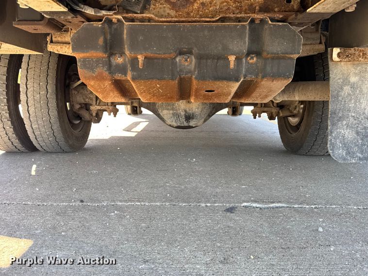 image for item EF2285 2002 Ford F550 bucket truck