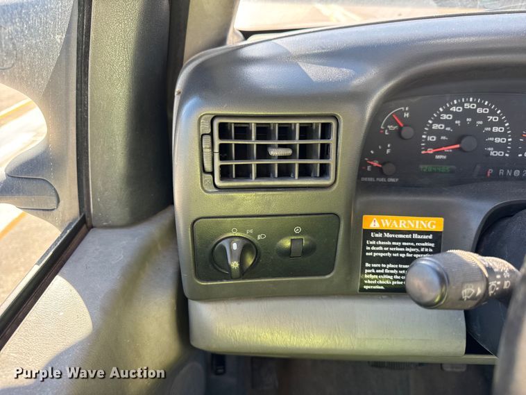 image for item EF2285 2002 Ford F550 bucket truck