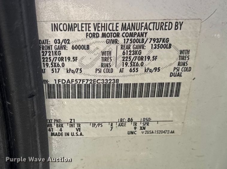 image for item EF2285 2002 Ford F550 bucket truck