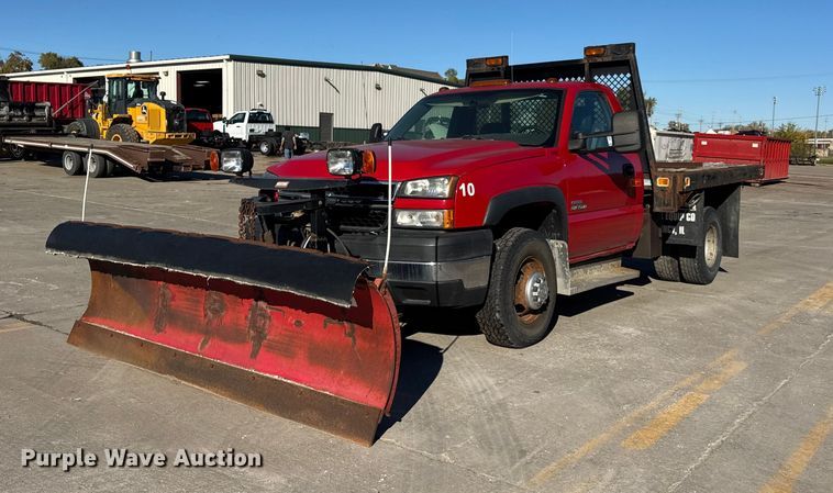 image for item EF2286 2007 Chevrolet Silverado 3500 dump flatbed pickup truck