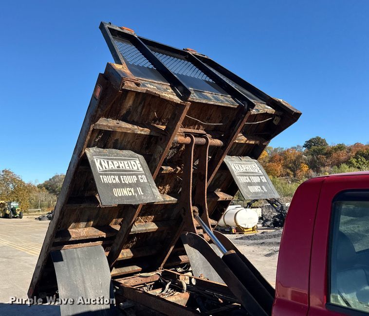 image for item EF2286 2007 Chevrolet Silverado 3500 dump flatbed pickup truck