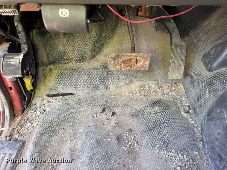 image for item EF2286 2007 Chevrolet Silverado 3500 dump flatbed pickup truck