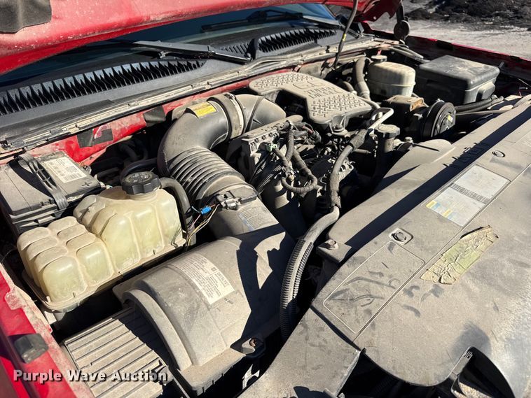 image for item EF2286 2007 Chevrolet Silverado 3500 dump flatbed pickup truck