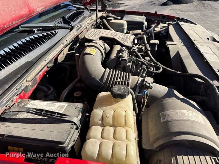 image for item EF2286 2007 Chevrolet Silverado 3500 dump flatbed pickup truck