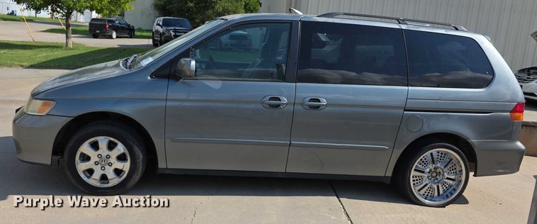 image for item EF3678 2002 Honda Odyssey van