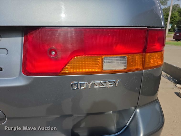 image for item EF3678 2002 Honda Odyssey van